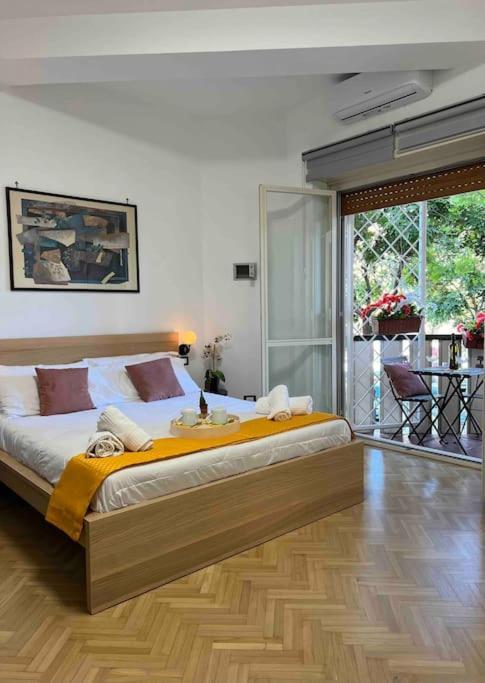 3 Fermate Dal Colosseo - Casa Vacanze Elena - 50 M Da Metro Garbatella Roma Exterior foto